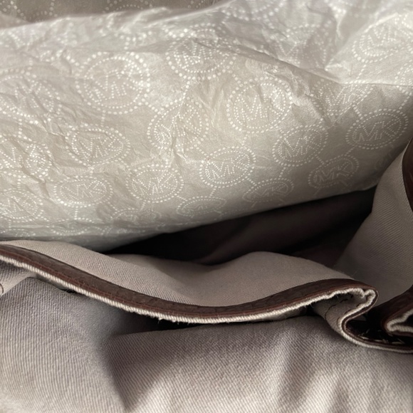 $178! Jasper & Jeera Silk, Leather & Canvas Tote Bag in Pristine Condition - Picture 12 of 13